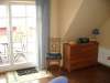 Wohnzimmer und Balkon